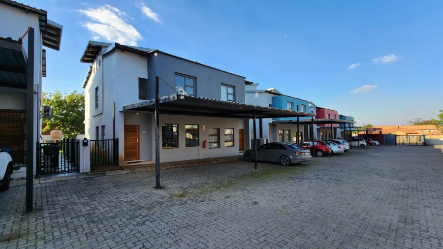 To Let 3 Bedroom Property for Rent in Cashan North West